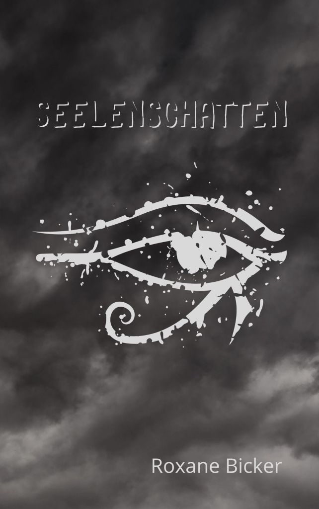 Buchcover Seelenschatten. Auf wolkigem Hintergrund ein zerfasertes Udjatauge